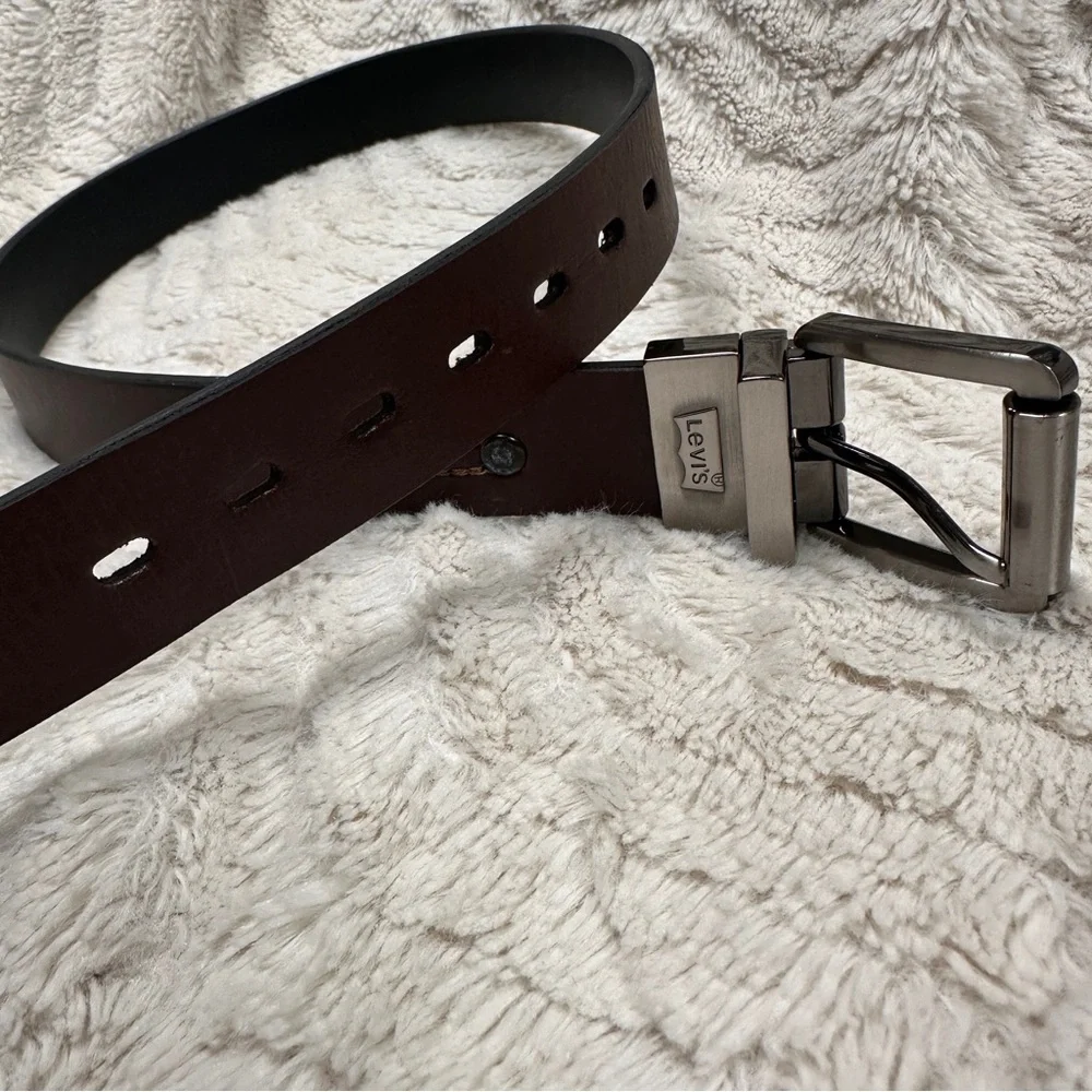 Levi's Brown Vegan Leather Belt with Silver Buckle, 1
